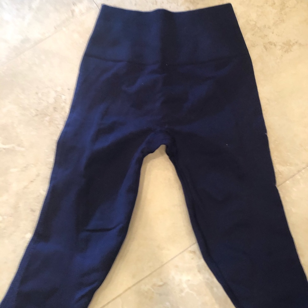 Lululemon Flow And Go Tight - image 2